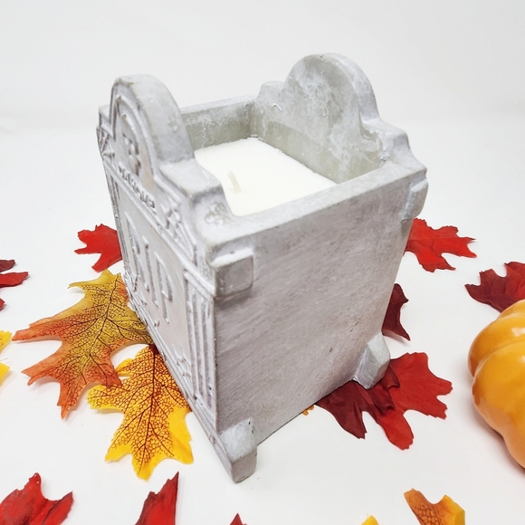 RARE DW Home Bourbon Cider Gravestone Halloween Candle - Picture 2 of 5